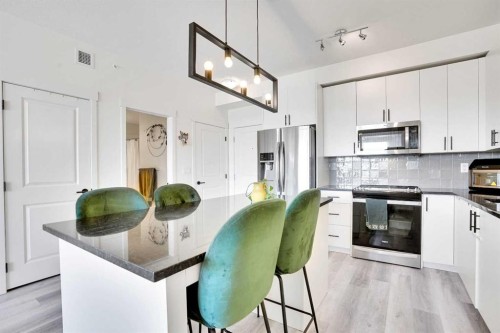 4416-15 Sage Meadows Landing Nw, Calgary, AB - Indoor Photo Showing Kitchen With Upgraded Kitchen