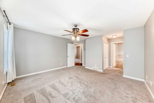 340 Morningside Crescent Sw, Airdrie, AB - Indoor Photo Showing Other Room