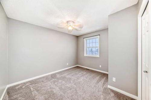 340 Morningside Crescent Sw, Airdrie, AB - Indoor Photo Showing Other Room