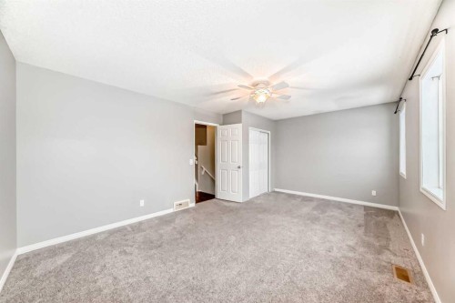 340 Morningside Crescent Sw, Airdrie, AB - Indoor Photo Showing Other Room