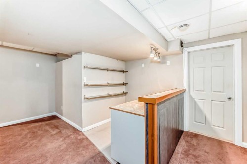 340 Morningside Crescent Sw, Airdrie, AB - Indoor Photo Showing Other Room