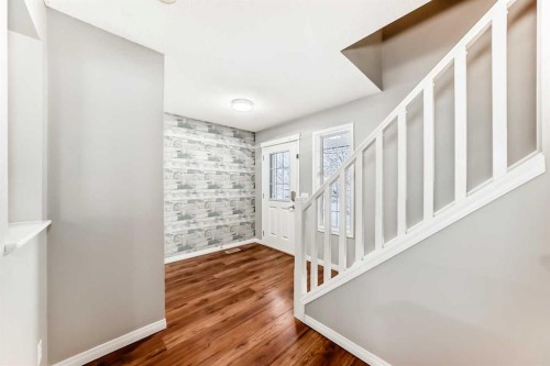 340 Morningside Crescent Sw, Airdrie, AB - Indoor Photo Showing Other Room