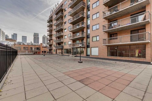 403-220 13 Avenue Sw, Calgary, AB - Outdoor With Balcony