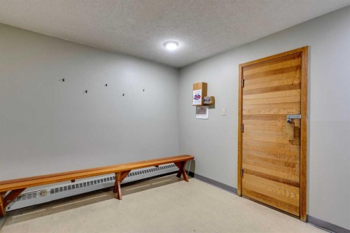 403-220 13 Avenue Sw, Calgary, AB - Indoor Photo Showing Other Room