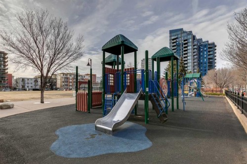 403-220 13 Avenue Sw, Calgary, AB - Outdoor