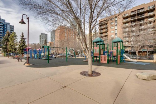 403-220 13 Avenue Sw, Calgary, AB - Outdoor
