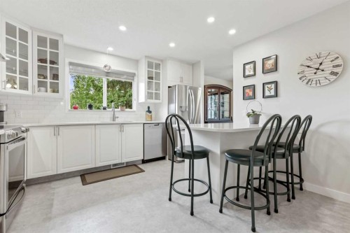 103 Sandarac Place Nw, Calgary, AB - Indoor