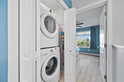 798 Walden Drive Se, Calgary, AB - Indoor Photo Showing Laundry Room