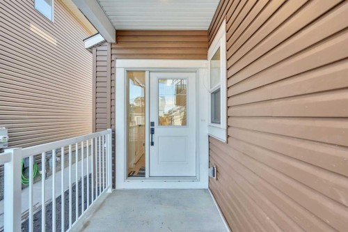 566 Rivercrest View, Cochrane, AB - Outdoor With Exterior