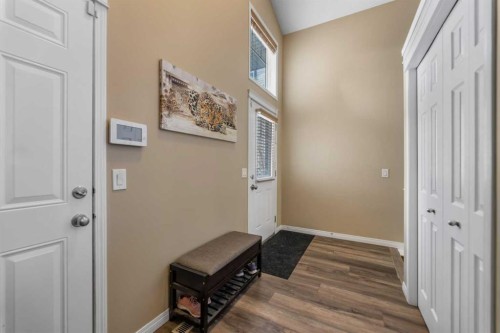 8 Copperfield Manor Se, Calgary, AB - Indoor Photo Showing Other Room