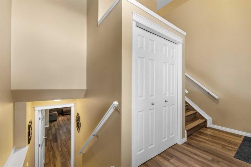 8 Copperfield Manor Se, Calgary, AB - Indoor Photo Showing Other Room