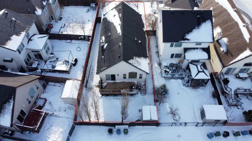 8 Copperfield Manor Se, Calgary, AB - Outdoor