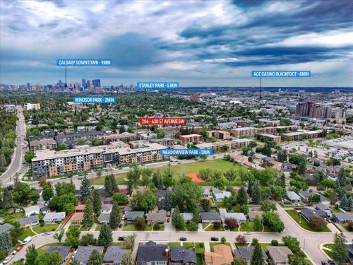 206-630 57 Avenue Sw, Calgary, AB - Outdoor With View