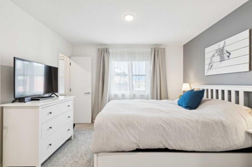180 Walden Path Se, Calgary, AB - Indoor Photo Showing Bedroom