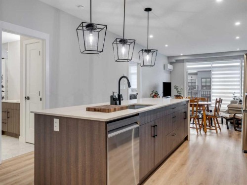 1412-200 Seton Circle Se, Calgary, AB - Indoor Photo Showing Kitchen With Upgraded Kitchen