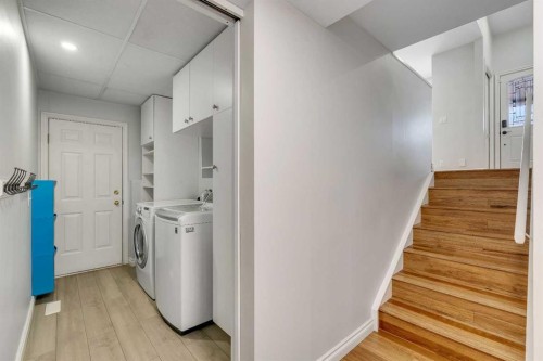 103 Bermuda Way Nw, Calgary, AB - Indoor Photo Showing Laundry Room