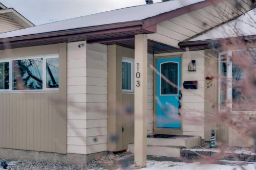 103 Bermuda Way Nw, Calgary, AB - Outdoor