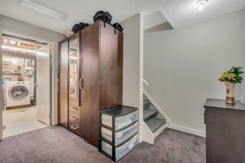 4771 Rundlehorn Drive Ne, Calgary, AB - Indoor