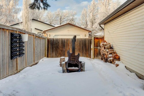 150 Midcrest Crescent Se, Calgary, AB - Outdoor With Exterior