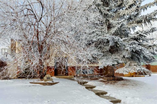 150 Midcrest Crescent Se, Calgary, AB - Outdoor