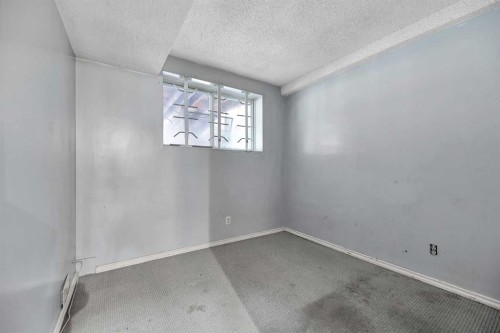 111 Dovertree Place Se, Calgary, AB - Indoor Photo Showing Other Room