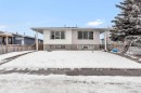 111 Dovertree Place Se, Calgary, AB  - Outdoor 