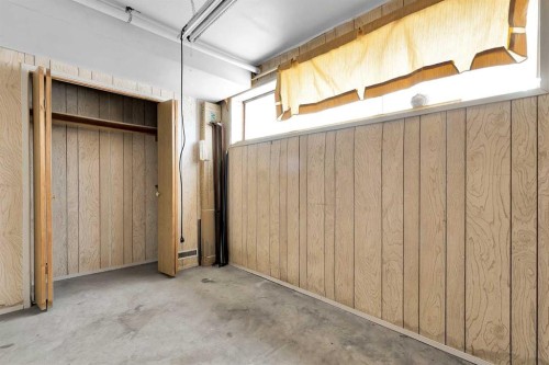 111 Dovertree Place Se, Calgary, AB - Indoor