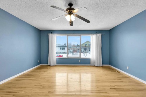 111 Dovertree Place Se, Calgary, AB - Indoor Photo Showing Other Room