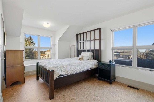64 Patterson Mews Sw, Calgary, AB - Indoor Photo Showing Bedroom