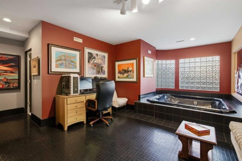 64 Patterson Mews Sw, Calgary, AB - Indoor