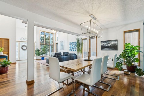 715 Coach Bluff Crescent Sw, Calgary, AB - Indoor Photo Showing Dining Room
