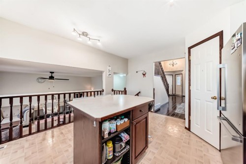 3708 Douglas Ridge Way Se, Calgary, AB - Indoor Photo Showing Other Room