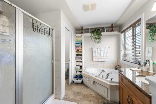 107 Panatella Close Nw, Calgary, AB - Indoor Photo Showing Bathroom