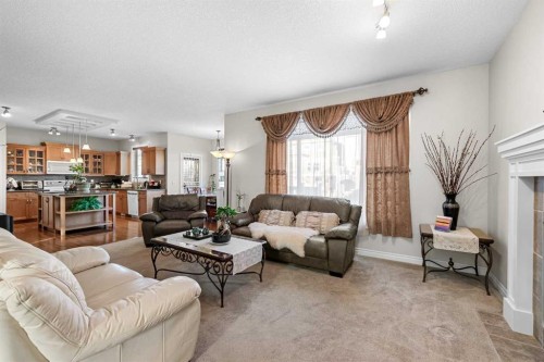 107 Panatella Close Nw, Calgary, AB - Indoor Photo Showing Living Room