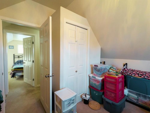 119 47 Avenue West, Claresholm, AB - Indoor