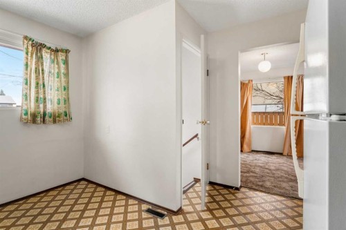 1151 Marcombe Crescent Ne, Calgary, AB - Indoor Photo Showing Other Room