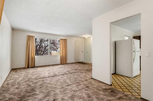 1151 Marcombe Crescent Ne, Calgary, AB - Indoor Photo Showing Other Room