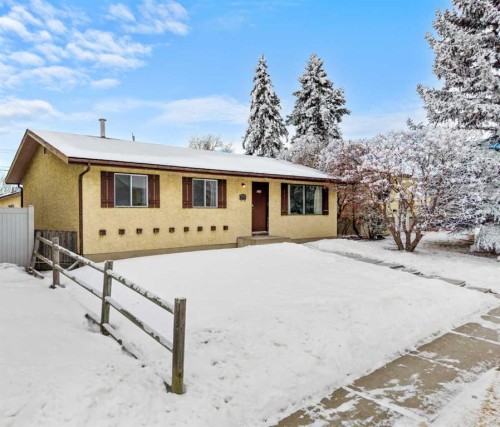 1151 Marcombe Crescent Ne, Calgary, AB - Outdoor