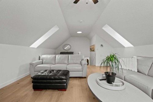 140 Allen Crescent, Vulcan, AB - Indoor Photo Showing Living Room