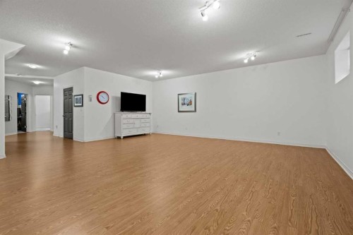 140 Allen Crescent, Vulcan, AB - Indoor Photo Showing Other Room