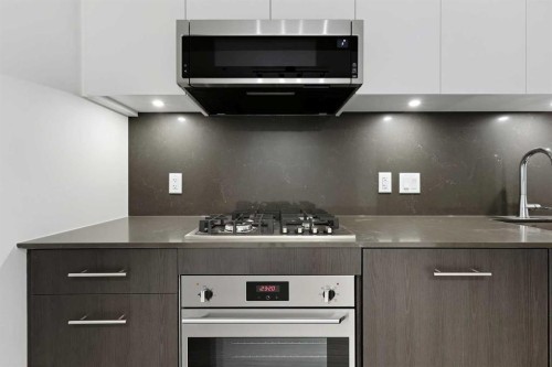 810-730 2 Avenue Sw, Calgary, AB - Indoor Photo Showing Kitchen