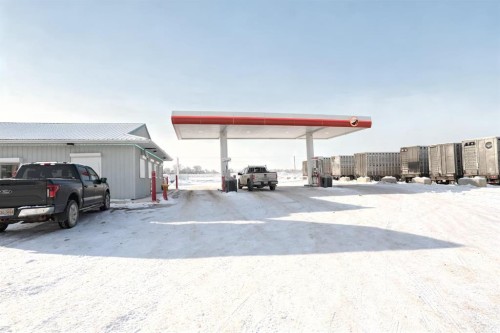 524 Wheeler Avenue, Acme, AB 