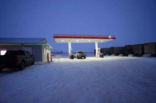 524 Wheeler Avenue, Acme, AB 