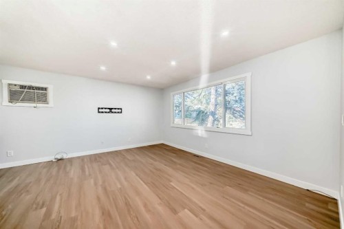 207 Pinecliff Way Ne, Calgary, AB - Indoor Photo Showing Other Room