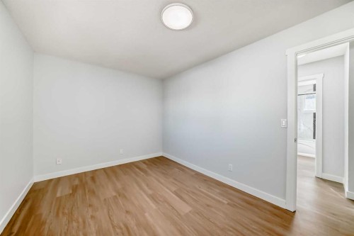 207 Pinecliff Way Ne, Calgary, AB - Indoor Photo Showing Other Room