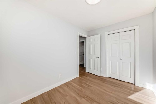 207 Pinecliff Way Ne, Calgary, AB - Indoor Photo Showing Other Room