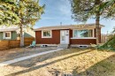 207 Pinecliff Way Ne, Calgary, AB  - Outdoor 