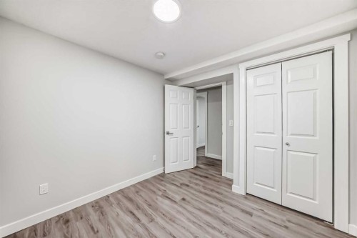 207 Pinecliff Way Ne, Calgary, AB - Indoor Photo Showing Other Room