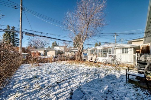 3715 14 Street Nw, Calgary, AB - Outdoor