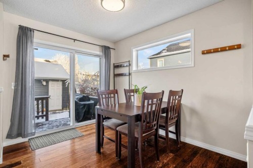 32 Auburn Bay Boulevard Se, Calgary, AB - Indoor Photo Showing Dining Room